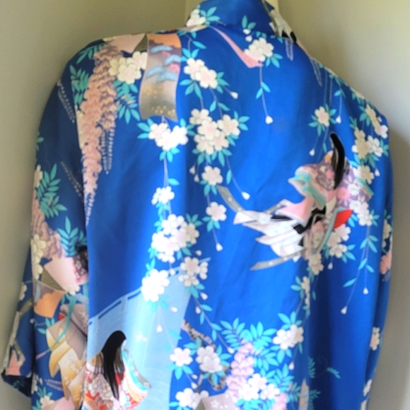 Japanese Kimono - Picture 7 of 8